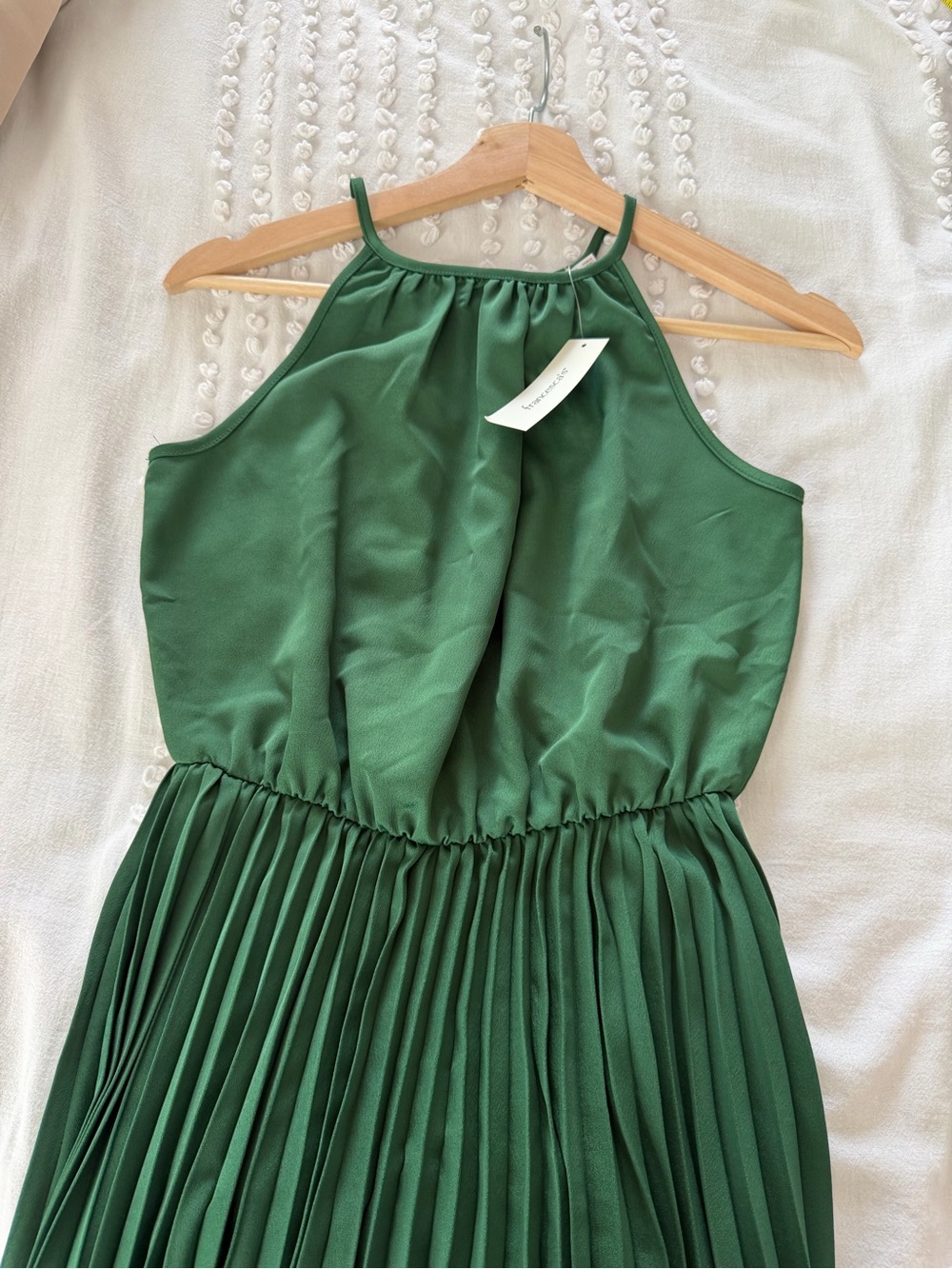 NWT Francesca's Emerald Green Satin Halter Midi Pleated Dress S